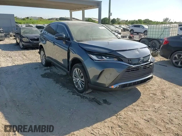 2022 Toyota Venza LE with VIN JTEAAAAH4NJ100997, listed as a Copart auction lot 53477235 with 18,099 mi miles and Salvage Title. Bid and sale history available at carsss.com. Image 14.