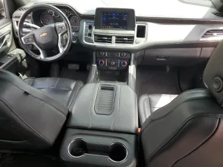 2022 Chevrolet Suburban LS with VIN 1GNSCBKD8NR114222, listed as a Copart auction lot 49244255 with 117,379 mi miles and Clean Title. Bid and sale history available at DreamBid. Image 8.