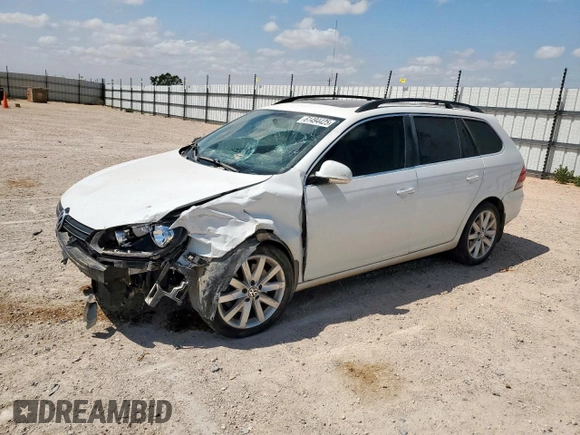 2014 Volkswagen Jetta TDI w/Sunroof & Nav с VIN 3VWPL7AJ4EM621135, выставлен на аукционе Copart как лот 61494425 с пробегом 52 781 миль миль и Списание • Salvage title. История ставок и продаж доступна на DreamBid. Изображение 1.