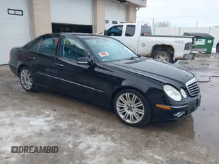 2008 Mercedes-Benz E-Class Luxury 3.5L with VIN WDBUF87X18B298431, listed as a IAAI auction lot 41591246 with 156,506 mi miles. Bid and sale history available at carsss.com. Image 1.