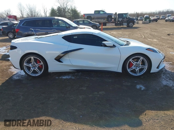 2023 Chevrolet Corvette 1LT z VIN 1G1YA2D48P5130350, wystawiony jako IAAI lot #41679244 z przebiegiem 7 927 mil mil oraz . Historia ofert i sprzedaży dostępna na DreamBid. Obrazek 13.