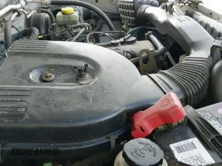 2003 Nissan Frontier XE z VIN 1N6DD26T63C436421, wystawiony jako IAAI lot #41551766 z przebiegiem 217 194 mil mil oraz . Historia ofert i sprzedaży dostępna na DreamBid. Obrazek 19.