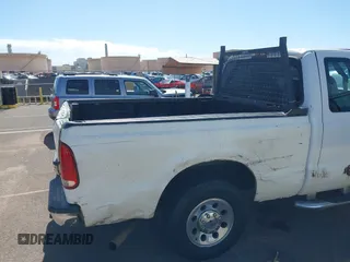 2006 Ford Super Duty F-250 XL with VIN 1FTNX20516ED38107, listed as a IAAI auction lot 41451217 with 90,620 mi miles. Bid and sale history available at carsss.com. Image 6.