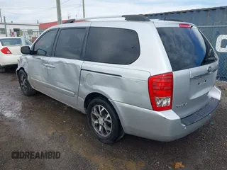 2014 Kia Sedona LX with VIN KNDMG4C70E6592842, listed as a IAAI auction lot 41861685 with 242,222 mi miles. Bid and sale history available at carsss.com. Image 3.
