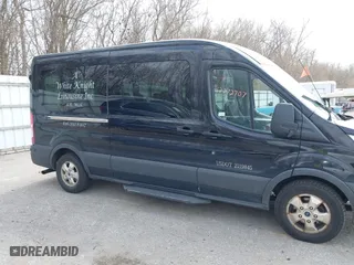 2017 Ford Transit Wagon XL with VIN 1FBAX2CM5HKB15501, listed as a IAAI auction lot 42072707 with 1 mi miles. Bid and sale history available at carsss.com. Image 13.