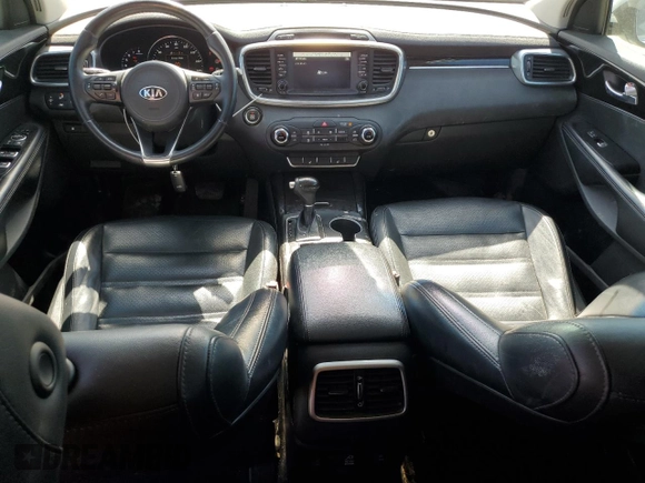 2017 Kia Sorento EX с VIN 5XYPHDA5XHG303074, выставлен на аукционе Copart как лот 61449155 с пробегом 140 245 миль миль и Списание • Salvage title. История ставок и продаж доступна на DreamBid. Изображение 8.