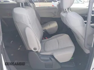 2024 Toyota Sienna LE with VIN 5TDKRKEC5RS196136, listed as a IAAI auction lot 41766022 with 26,044 mi miles. Bid and sale history available at carsss.com. Image 8.