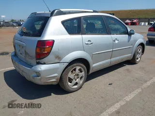 2005 Pontiac Vibe with VIN 5Y2SL63845Z441069, listed as a IAAI auction lot 42158593 with Not Provided miles. Bid and sale history available at carsss.com. Image 4.