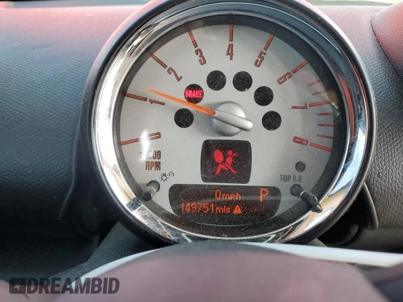 2012 MINI Countryman S with VIN WMWZC3C50CWL82827, listed as a Copart auction lot 57154755 with 149,751 mi miles and Salvage title. Bid and sale history available at DreamBid. Image 9.