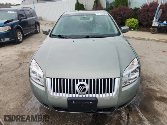 2008 Mercury Milan Premier with VIN 3MEHM08158R612628, listed as a Copart auction lot 62426525 with 134,159 mi miles and Non repairable. Bid and sale history available at DreamBid. Image 5.