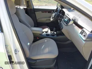 2016 Kia Sorento LX with VIN 5XYPG4A3XGG031027, listed as a IAAI auction lot 41890786 with 222,258 mi miles. Bid and sale history available at carsss.com. Image 5.