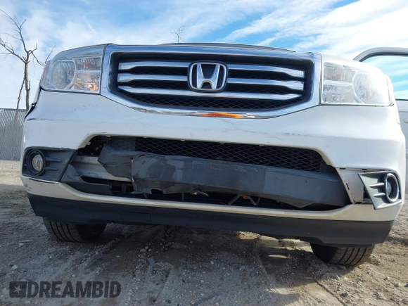 2014 Honda Pilot EX-L with VIN 5FNYF3H59EB003409, listed as a IAAI auction lot 41666126 with 170,658 mi miles. Bid and sale history available at carsss.com. Image 6.