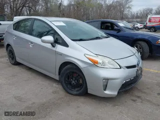 2013 Toyota Prius One with VIN JTDKN3DU5D5687140, listed as a IAAI auction lot 41881490 with 275,932 mi miles. Bid and sale history available at carsss.com. Image 1.