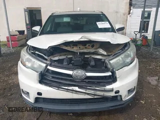 2015 Toyota Highlander Limited with VIN 5TDDKRFH5FS074839, listed as a IAAI auction lot 42280474 with 90,178 mi miles and . Bid and sale history available at DreamBid. Image 12.
