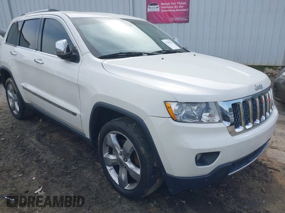 2012 Jeep Grand Cherokee Overland with VIN 1C4RJECT5CC362349, listed as a IAAI auction lot 41760221 with 218,350 mi miles. Bid and sale history available at carsss.com. Image 6.