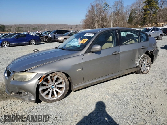 2009 BMW 3 Series 328i с VIN WBAPH77599NM30687, выставлен на аукционе Copart как лот 45596425 с пробегом Не указан миль и Списание • Salvage title. История ставок и продаж доступна на DreamBid. Изображение 1.