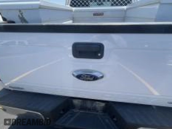 2016 Ford F-250 XLT with VIN 1FT7X2B66GEB45015, listed as a IAAI auction lot 42620033 with 190,168 mi miles and . Bid and sale history available at DreamBid. Image 6.