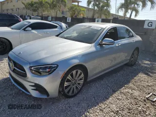 2022 Mercedes-Benz E 450 z VIN W1KZF5KB5NB076929, wystawiony jako Copart lot #88423405 z przebiegiem 22 663 mil mil oraz Nie do naprawy • Non repairable. Historia ofert i sprzedaży dostępna na DreamBid. Obrazek 1.