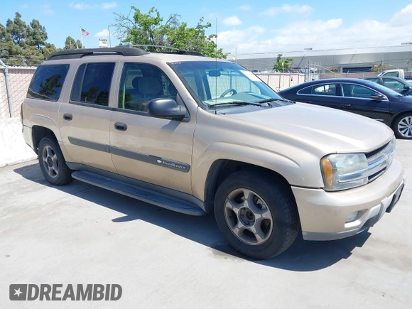2004 Chevrolet TrailBlazer EXT LT with VIN 1GNES16S346122411, listed as a IAAI auction lot 42131580 with 194,578 mi miles. Bid and sale history available at carsss.com. Image 1.