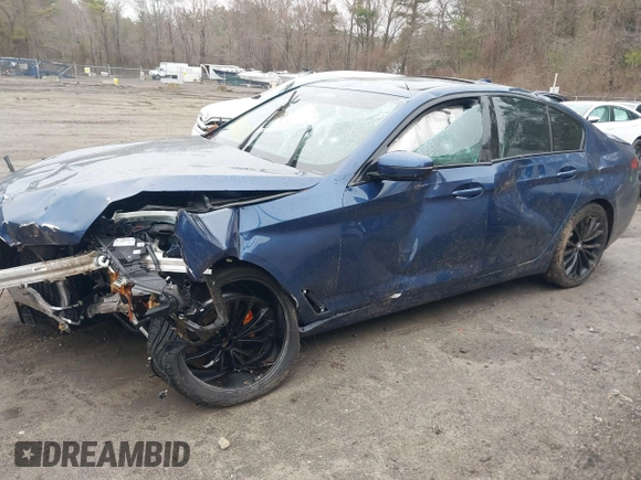 2021 BMW 5 Series 530i with VIN WBA53BH04MCF15438, listed as a IAAI auction lot 41908280 with 38,640 mi miles and . Bid and sale history available at DreamBid. Image 13.