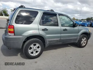 2005 Ford Escape XLT with VIN 1FMYU03135KE33198, listed as a Copart auction lot 75321764 with 169,733 mi miles and Salvage Title. Bid and sale history available at carsss.com. Image 3.