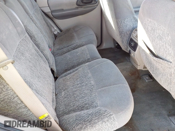 2003 Chevrolet TrailBlazer LS with VIN 1GNDT13SX32136311, listed as a IAAI auction lot 41355242 with 133,817 mi miles. Bid and sale history available at carsss.com. Image 8.