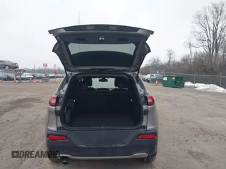 2017 Jeep Cherokee Limited with VIN 1C4PJLDB2HW517656, listed as a IAAI auction lot 41544650 with 143,309 mi miles. Bid and sale history available at carsss.com. Image 17.