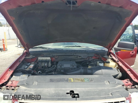 2005 Ford Expedition Eddie Bauer with VIN 1FMPU17545LA15984, listed as a Copart auction lot 57132095 with 176,554 mi miles and Clean title. Bid and sale history available at DreamBid. Image 12.