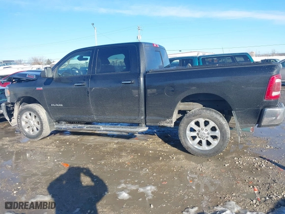 2019 Ram 2500 Big Horn with VIN 3C6UR5DJ2KG696924, listed as a IAAI auction lot 41644092 with 120,705 mi miles. Bid and sale history available at carsss.com. Image 15.