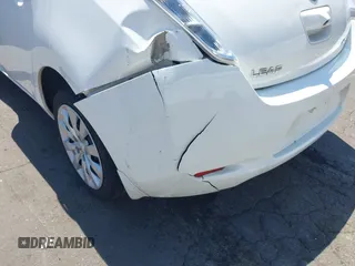 2015 Nissan LEAF SL with VIN 1N4AZ0CP8FC303950, listed as a IAAI auction lot 42396987 with 73,769 mi miles and . Bid and sale history available at DreamBid. Image 6.