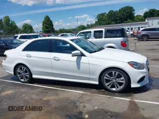 2014 Mercedes-Benz E 350 Sport with VIN WDDHF5KB5EA986890, listed as a IAAI auction lot 42169451 with 108,782 mi miles and . Bid and sale history available at DreamBid. Image 13.
