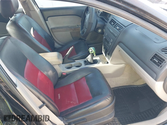 2008 Ford Fusion S with VIN 3FAHP06Z28R114569, listed as a IAAI auction lot 42035714 with 139,656 mi miles. Bid and sale history available at carsss.com. Image 5.