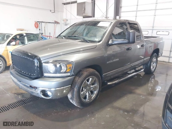 2007 Dodge Ram 1500 SLT with VIN 1D7HA18P37J570771, listed as a IAAI auction lot 41815430 with 231,245 mi miles. Bid and sale history available at carsss.com. Image 2.