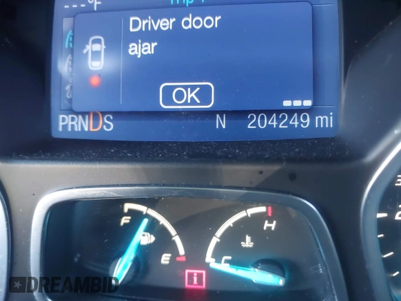 2013 Ford Escape S with VIN 1FMCU0F78DUA70572, listed as a IAAI auction lot 41880136 with 204,249 mi miles. Bid and sale history available at carsss.com. Image 15.