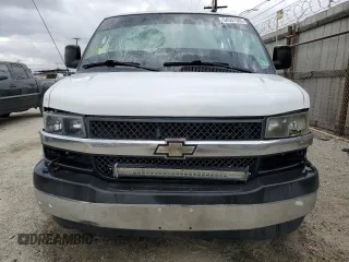 2017 Chevrolet Express Passenger LT z VIN 1GAZGPFG1H1180376, wystawiony jako Copart lot #54597385 z przebiegiem Nie podano mil oraz Szkody całkowita. Historia ofert i sprzedaży dostępna na DreamBid. Obrazek 5.