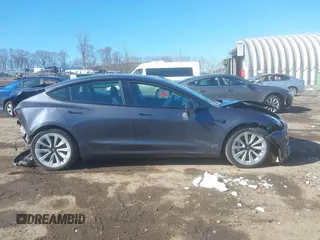2023 Tesla Model 3 с VIN 5YJ3E1EA0PF429415, выставлен на аукционе IAAI как лот 41590189 с пробегом 37 380 миль миль и . История ставок и продаж доступна на DreamBid. Изображение 13.