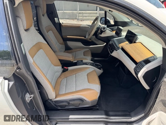 2014 BMW i3 with VIN WBY1Z2C54EV284626, listed as a Copart auction lot 61809165 with 27,008 mi miles and Clean title. Bid and sale history available at DreamBid. Image 6.