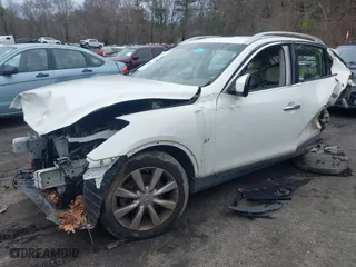 2015 Infiniti QX50 Journey with VIN JN1BJ0HR0FM771619, listed as a IAAI auction lot 41966205 with 1 mi miles. Bid and sale history available at carsss.com. Image 2.