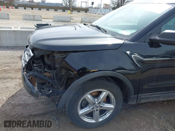 2018 Ford Explorer z VIN 1FM5K7B89JGA96212, wystawiony jako IAAI lot #41849563 z przebiegiem 122 969 mil mil oraz . Historia ofert i sprzedaży dostępna na DreamBid. Obrazek 17.