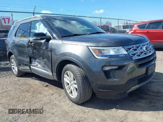 2018 Ford Explorer XLT with VIN 1FM5K8D8XJGC91593, listed as a IAAI auction lot 41838572 with 77,280 mi miles and . Bid and sale history available at carsss.com. Image 1.