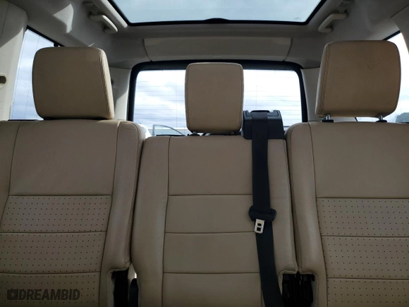 2006 Land Rover LR3 with VIN SALAE24416A357049, listed as a Copart auction lot 49317335 with 138,542 mi miles and Clean Title. Bid and sale history available at carsss.com. Image 10.