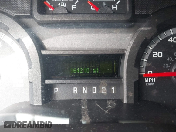 2013 Ford Econoline Passenger XL z VIN 1FBSS3BL4DDA83236, wystawiony jako IAAI lot #41477441 z przebiegiem 164 210 mil mil oraz . Historia ofert i sprzedaży dostępna na DreamBid. Obrazek 16.