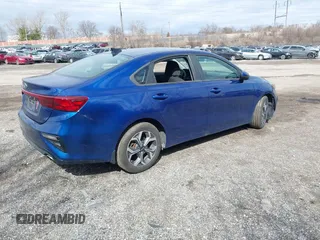 2019 Kia Forte LXS with VIN 3KPF24AD6KE124328, listed as a IAAI auction lot 41740592 with 103,007 mi miles. Bid and sale history available at carsss.com. Image 4.