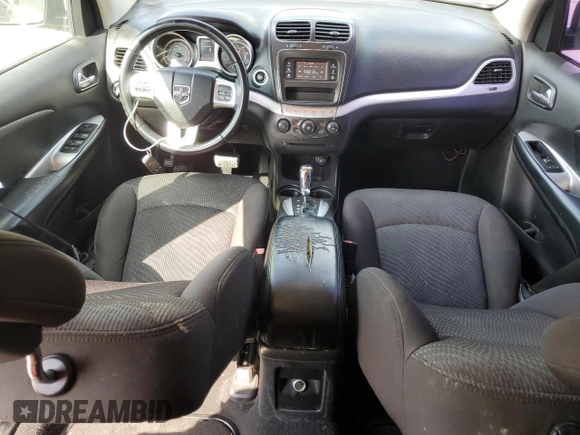 2014 Dodge Journey SE with VIN 3C4PDCABXET237156, listed as a Copart auction lot 50178125 with 137,292 mi miles and Salvage Title. Bid and sale history available at DreamBid. Image 8.