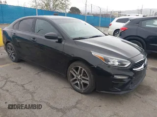 2019 Kia Forte S z VIN 3KPF34AD8KE012238, wystawiony jako IAAI lot #41805755 z przebiegiem 104 650 mil mil oraz . Historia ofert i sprzedaży dostępna na DreamBid. Obrazek 1.