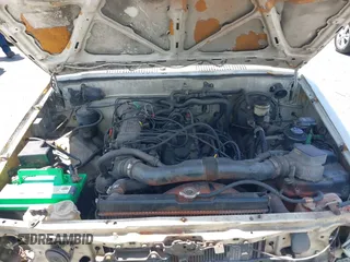 1988 Toyota Pickup с VIN JT5RN75U2J0020695, выставлен на аукционе IAAI как лот 42206950 с пробегом 75 326 миль миль и . История ставок и продаж доступна на DreamBid. Изображение 10.