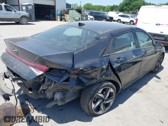 2023 Hyundai Elantra SEL z VIN 5NPLS4AG7PH111202, wystawiony jako IAAI lot #42014119 z przebiegiem 77 356 mil mil oraz . Historia ofert i sprzedaży dostępna na DreamBid. Obrazek 4.
