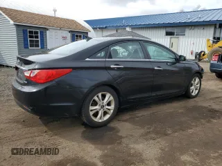 2011 Hyundai Sonata Limited z VIN 5NPEC4AC4BH035871, wystawiony jako Copart lot #48740955 z przebiegiem 171 461 mil mil oraz Nie do naprawy • Non repairable. Historia ofert i sprzedaży dostępna na DreamBid. Obrazek 3.