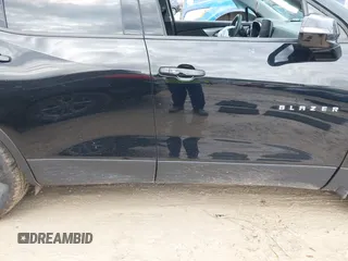 2023 Chevrolet Blazer LT с VIN 3GNKBJRSXPS206207, выставлен на аукционе IAAI как лот 41488978 с пробегом 16 393 миль миль и . История ставок и продаж доступна на DreamBid. Изображение 13.