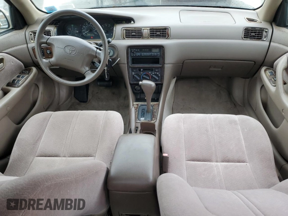 1997 Toyota Camry LE z VIN 4T1BG22K3VU819353, wystawiony jako Copart lot #58141275 z przebiegiem 32 935 mil mil oraz Czysty tytuł • Clean title. Historia ofert i sprzedaży dostępna na DreamBid. Obrazek 8.